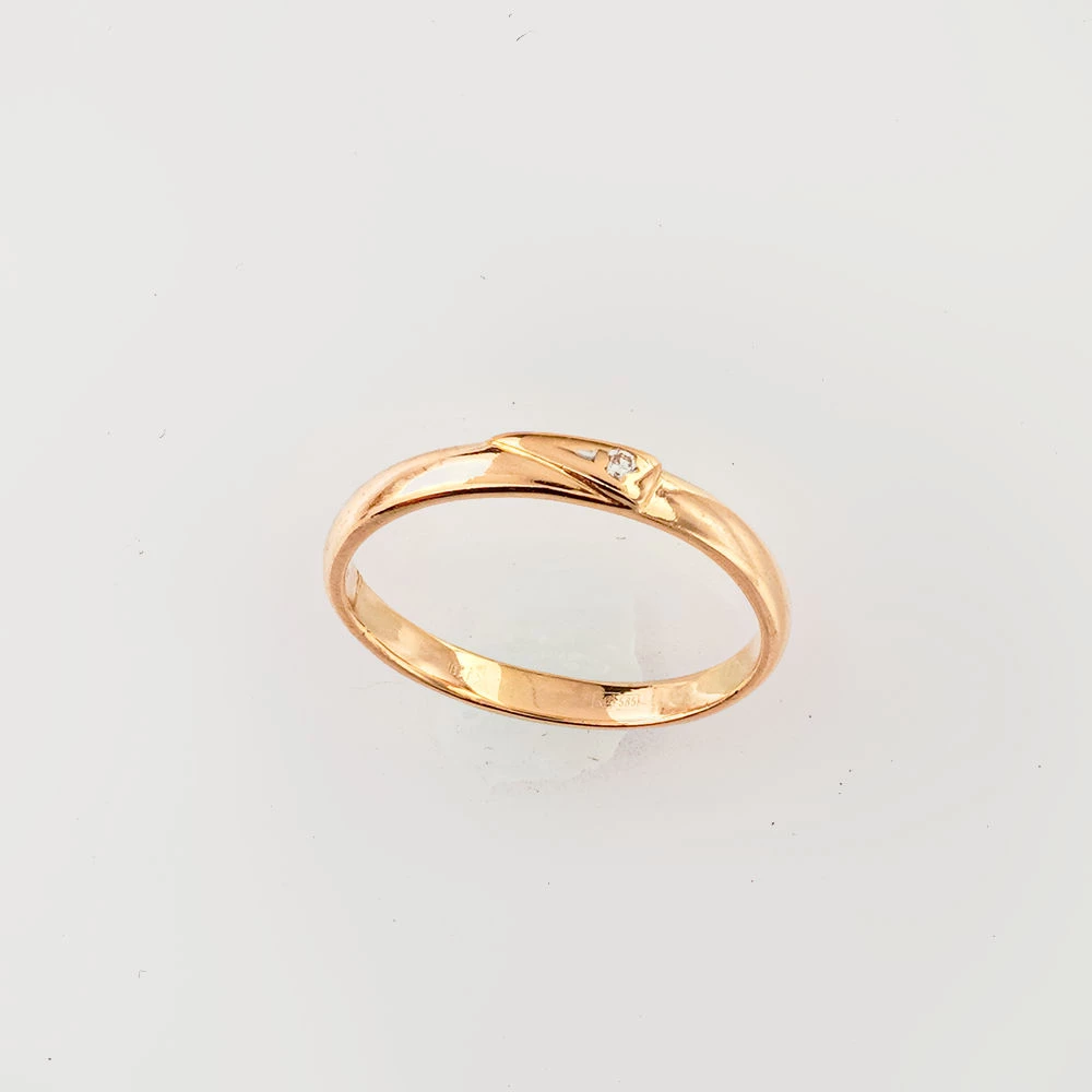 Кольцо с бриллиантом из красного золота 585 пробы