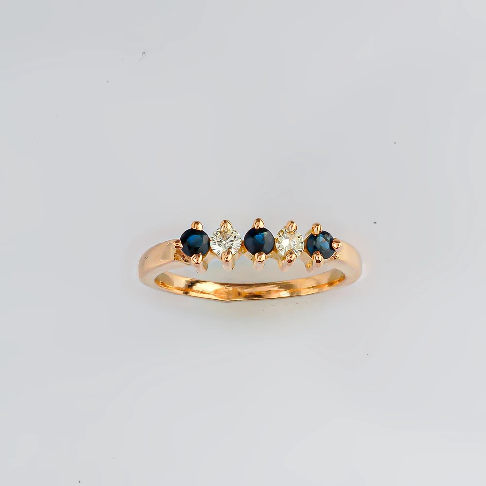 Кольцо с сапфиром из красного золота 585 пробы