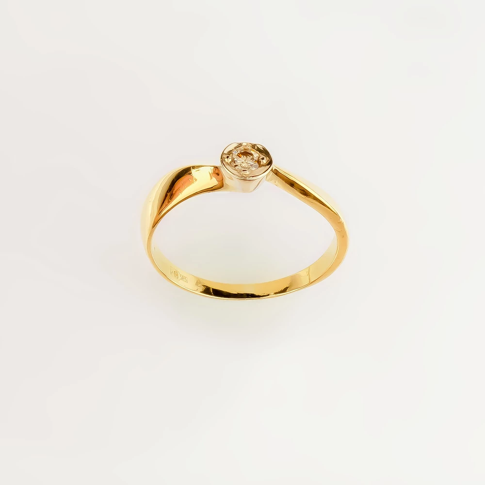 Кольцо с бриллиантом из желтого золота 585 пробы