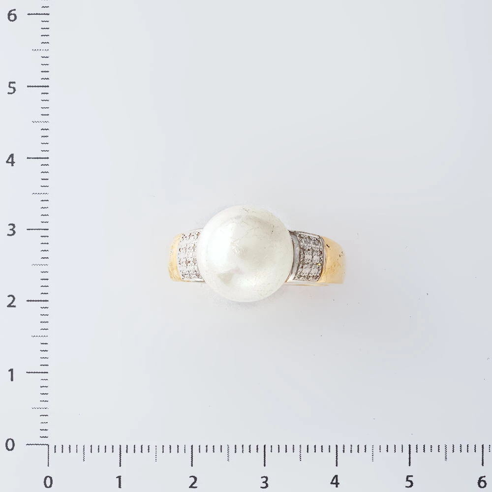 Кольцо с культивированным жемчугом из желтого золота 585 пробы Кольцо с культивированным жемчугом из желтого золота 585 пробы