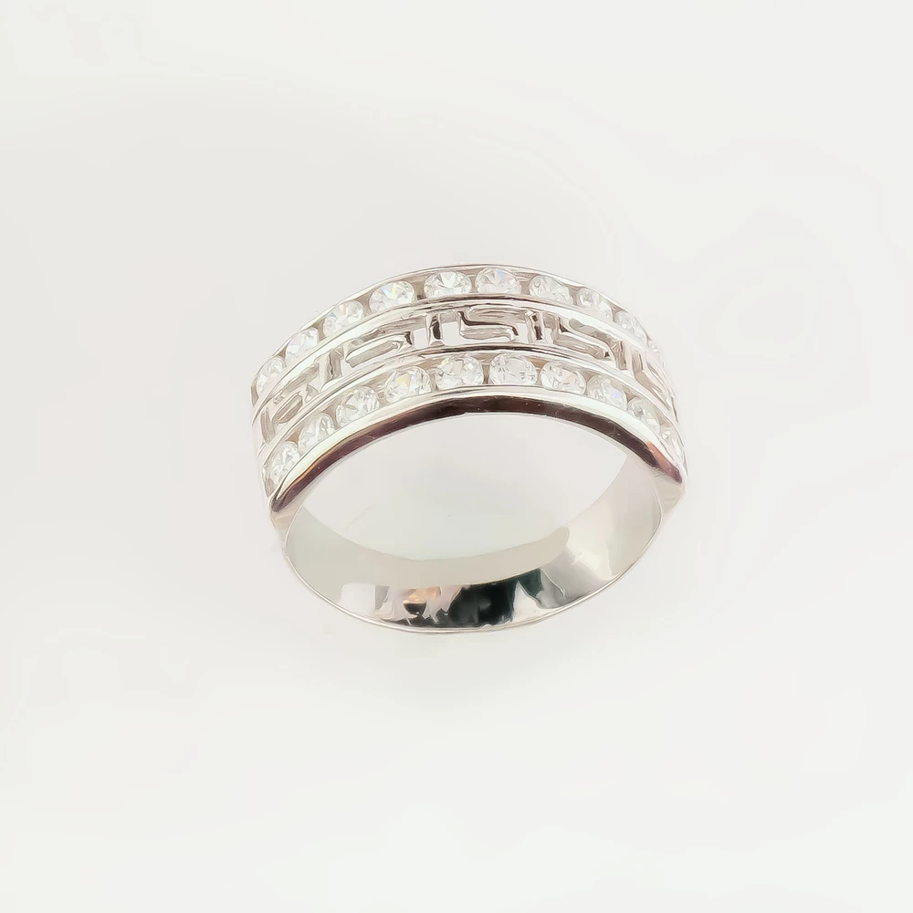 Кольцо с фианитом из белого золота 585 пробы