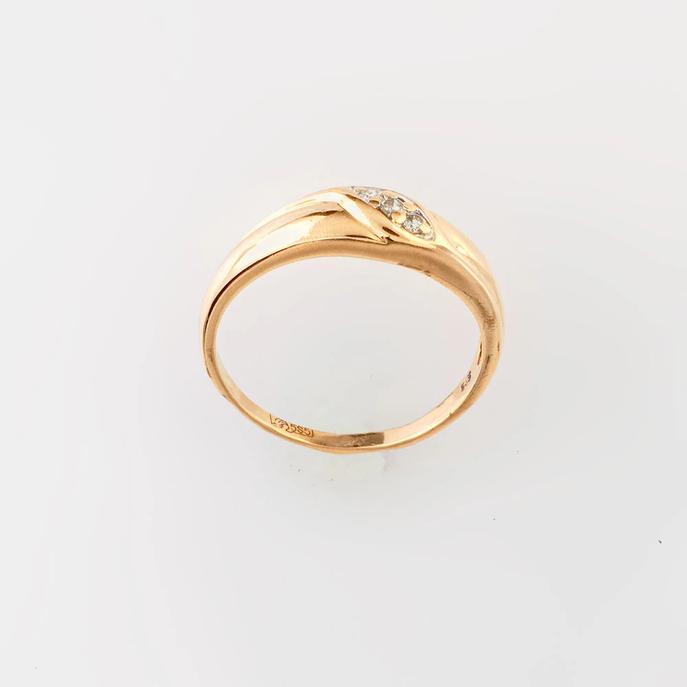 Кольцо с бриллиантом из красного золота 585 пробы