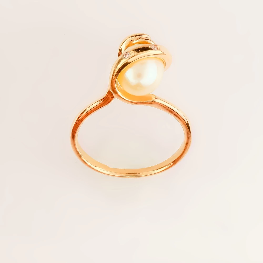 Кольцо с культивированным жемчугом из красного золота 585 пробы