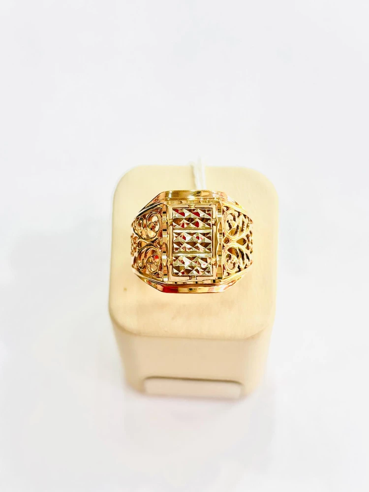 Кольцо из красного золота 585 пробы