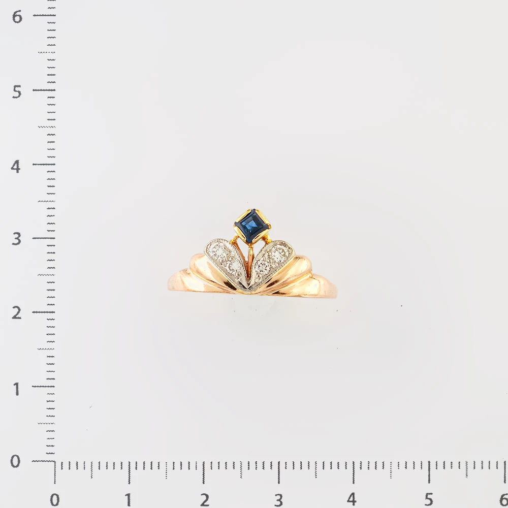 Кольцо с сапфиром из красного золота 585 пробы