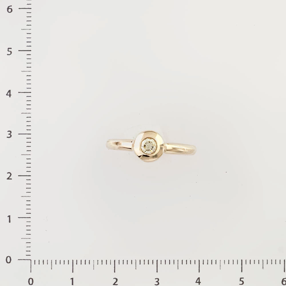 Кольцо с бриллиантом из белого золота 750 пробы