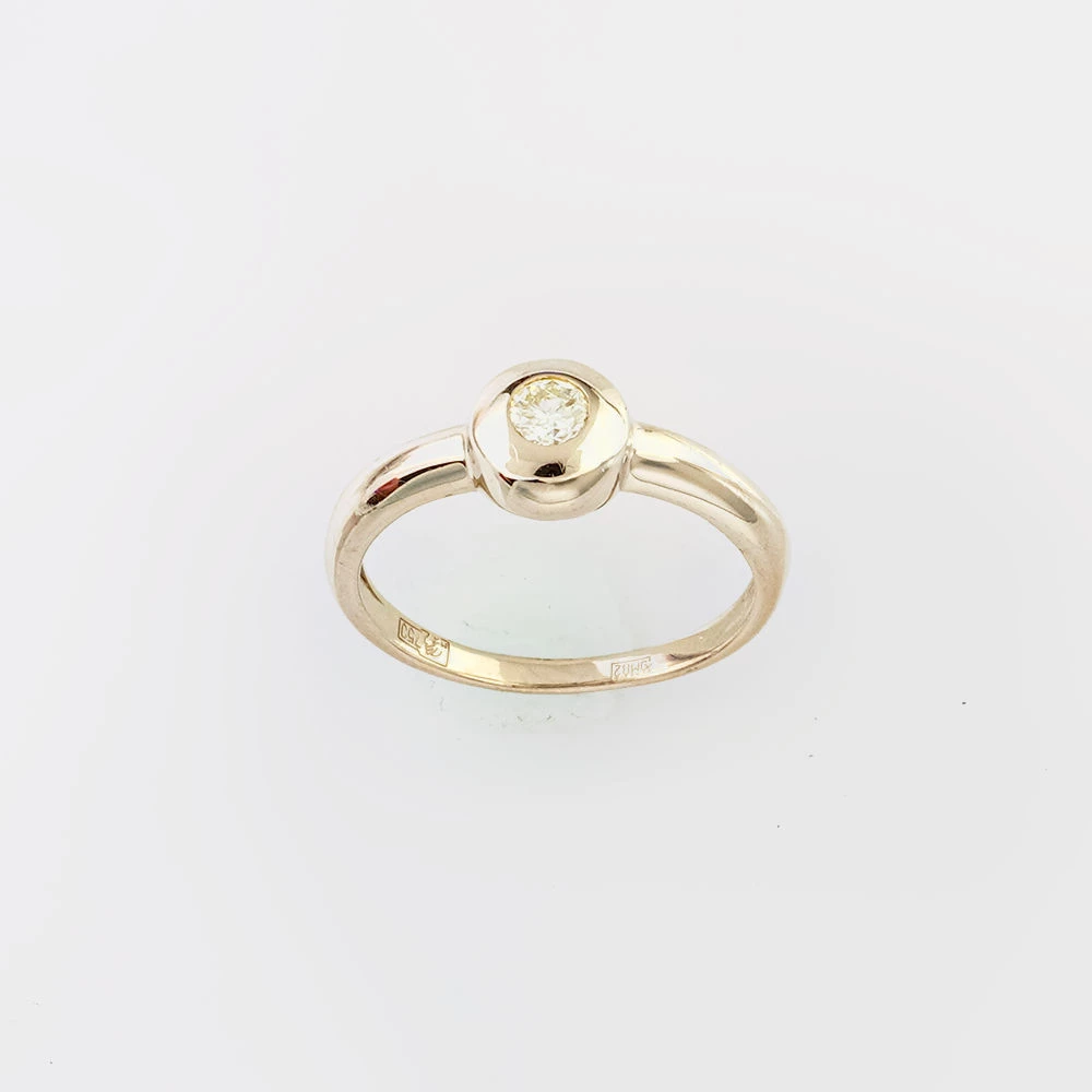 Кольцо с бриллиантом из белого золота 750 пробы