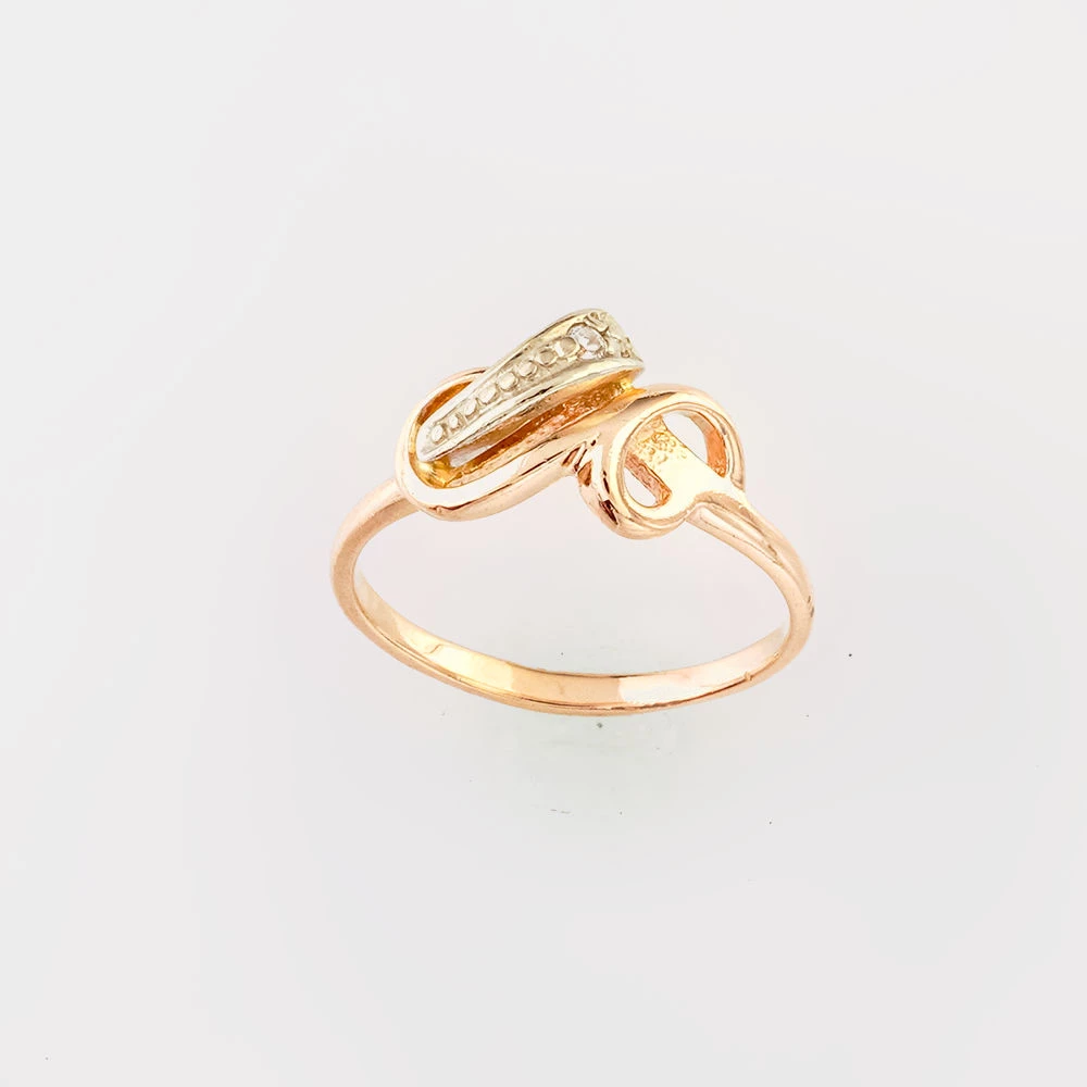 Кольцо с фианитом из красного золота 585 пробы