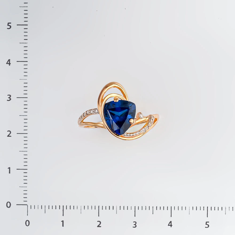 Кольцо с сапфиром синтетическим из красного золота 585 пробы