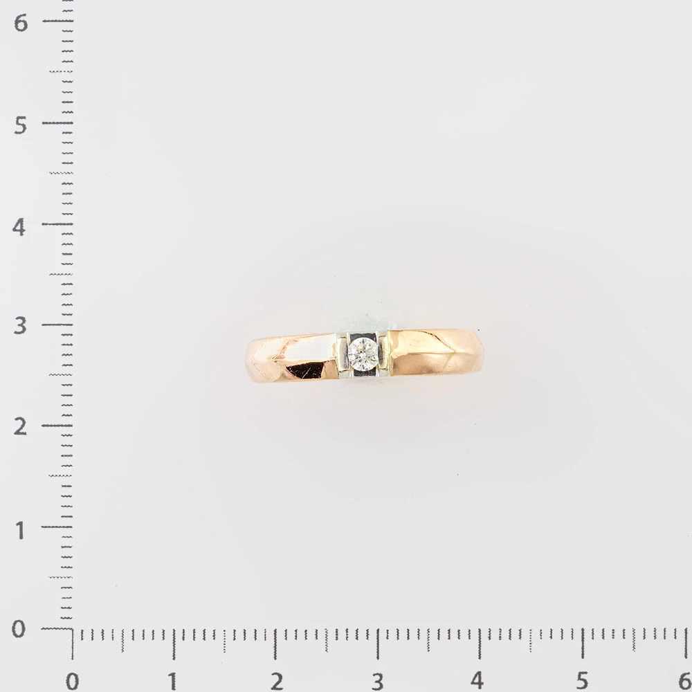 Кольцо с бриллиантом из красного золота 585 пробы