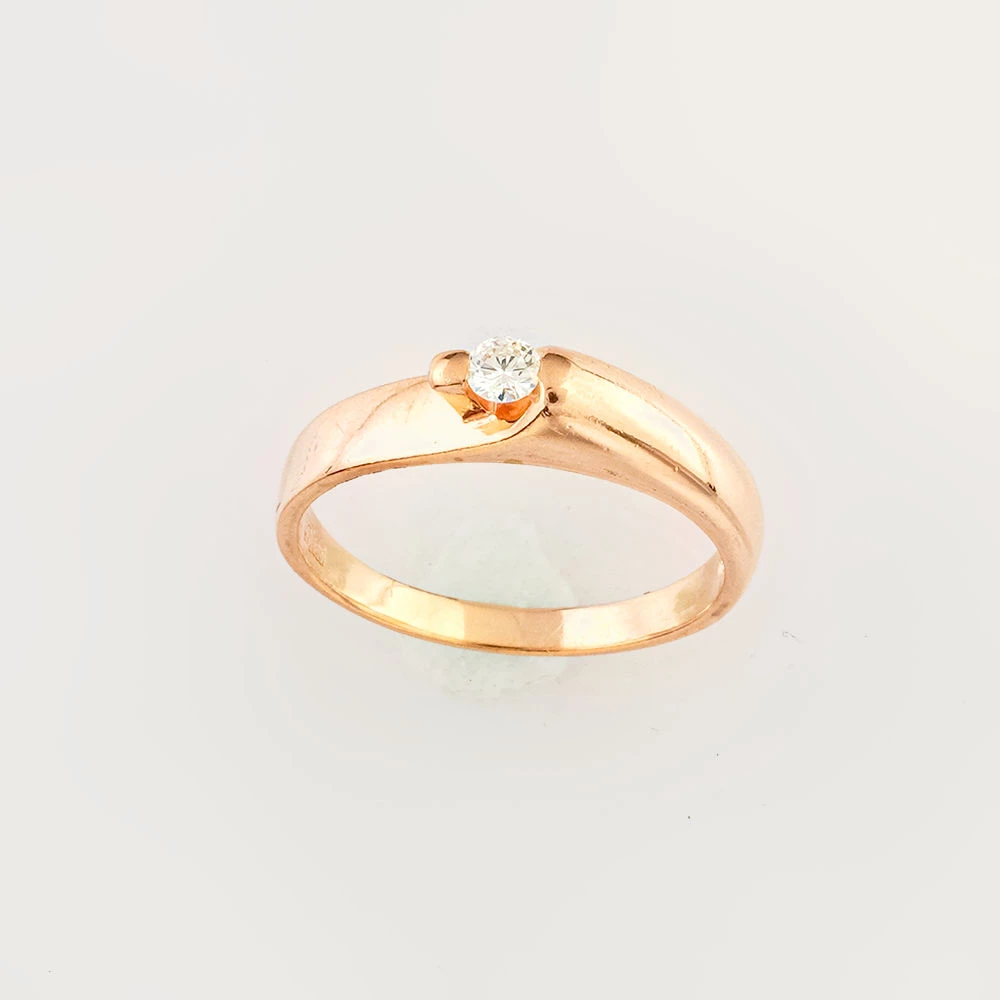 Кольцо с бриллиантом из красного золота 585 пробы