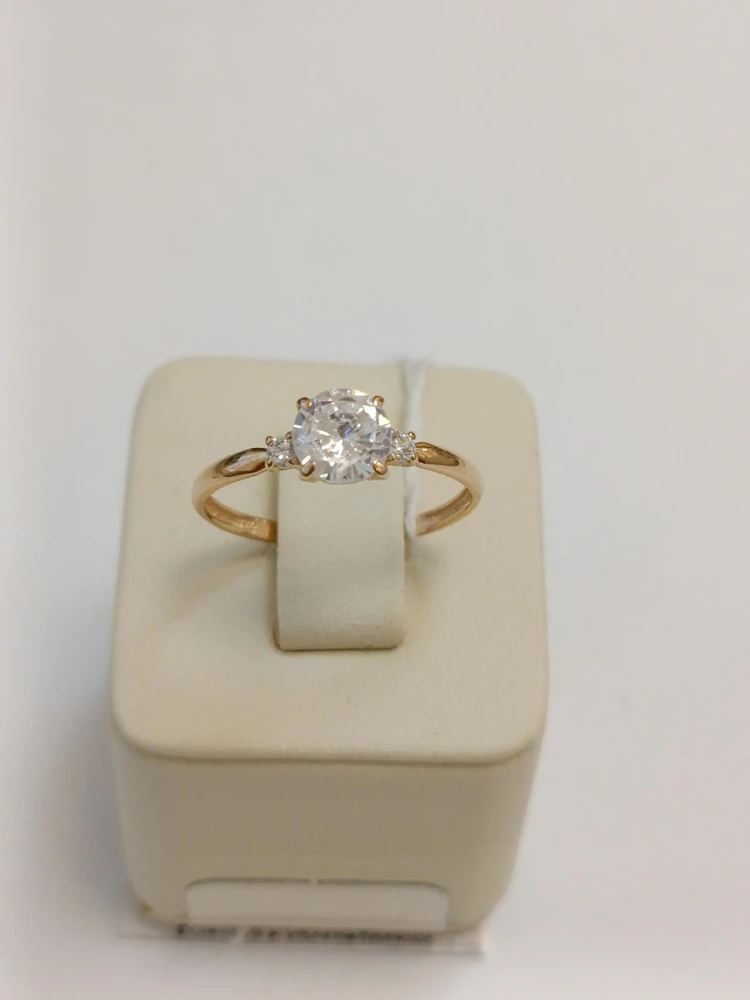 Кольцо с фианитом из красного золота 585 пробы