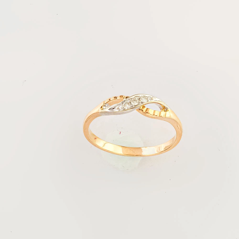 Кольцо с бриллиантом из красного золота 585 пробы