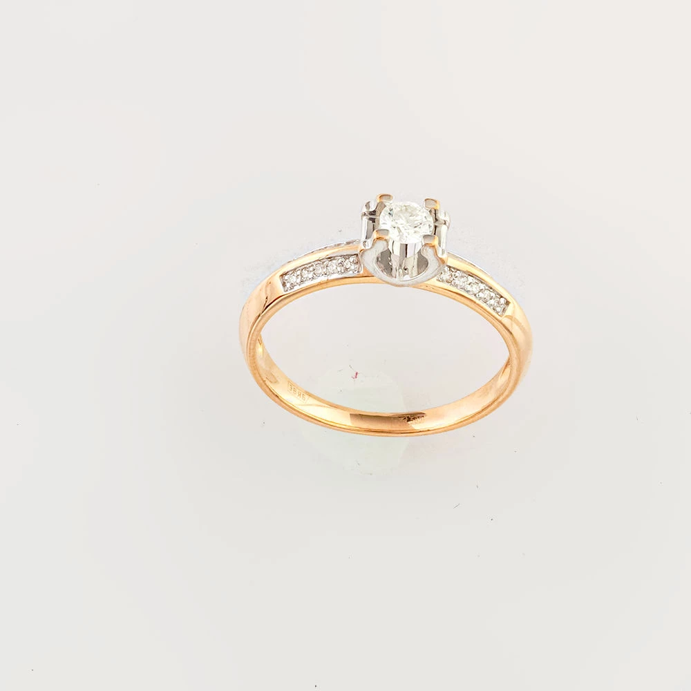 Кольцо с бриллиантом из красного золота 585 пробы