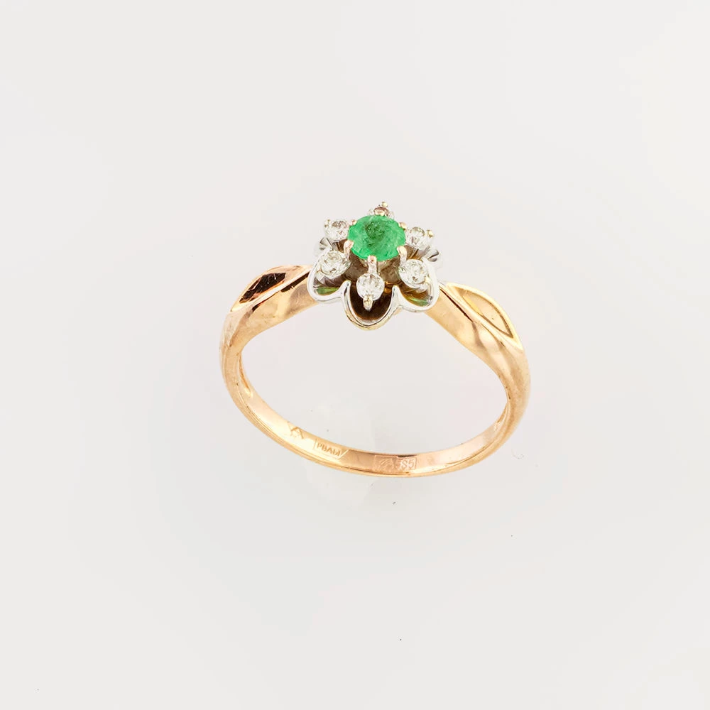 Кольцо с изумрудом из красного золота 585 пробы