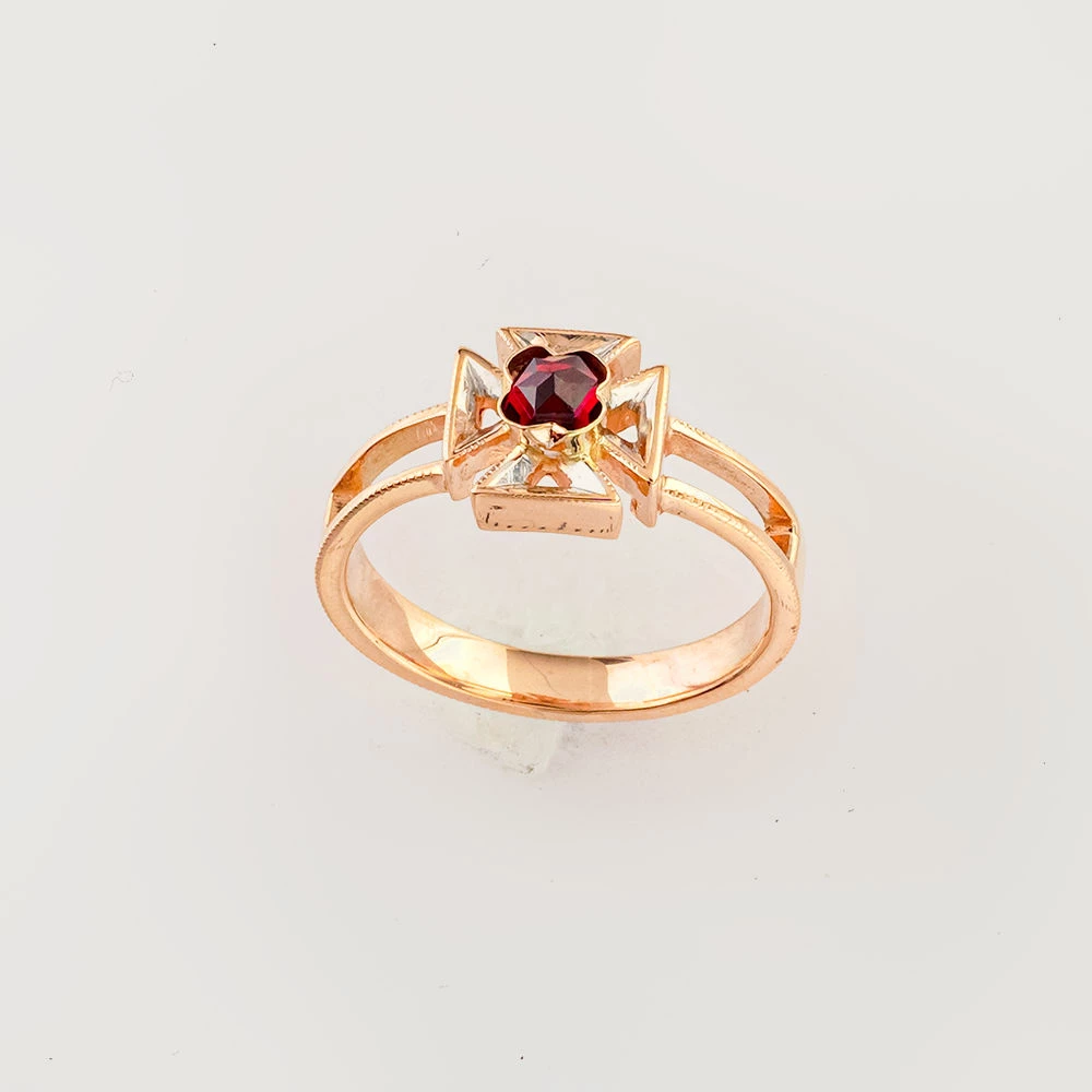 Кольцо с фианитом из красного золота 585 пробы