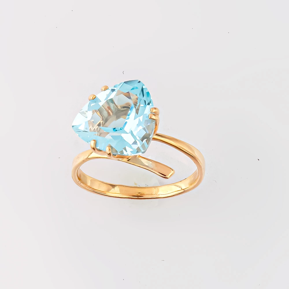 Кольцо с топазом из красного золота 585 пробы