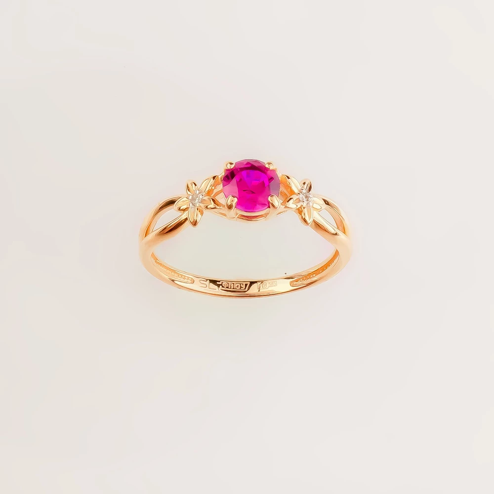 Кольцо с рубином синтетическим из красного золота 585 пробы