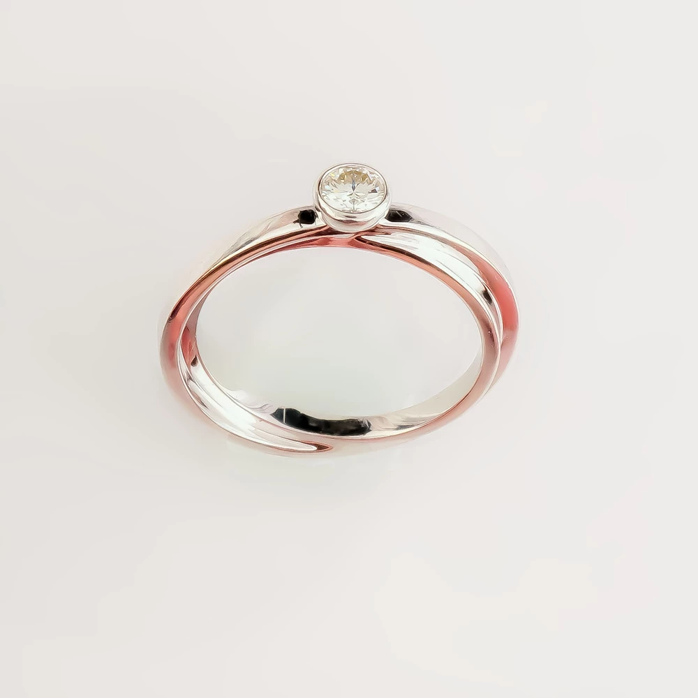 Кольцо с бриллиантом из белого золота 585 пробы