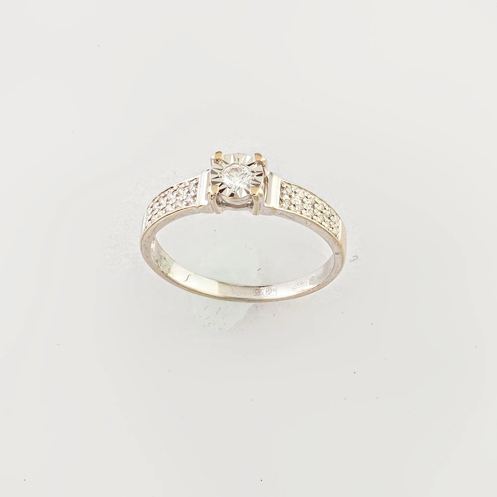 Кольцо с бриллиантом из красного золота 585 пробы