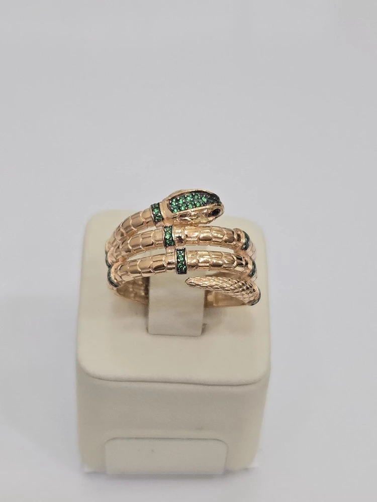 Кольцо с фианитом из красного золота 585 пробы