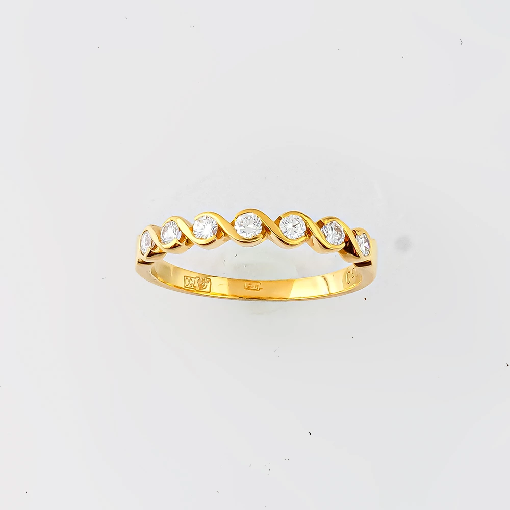 Кольцо с бриллиантом из желтого золота 750 пробы