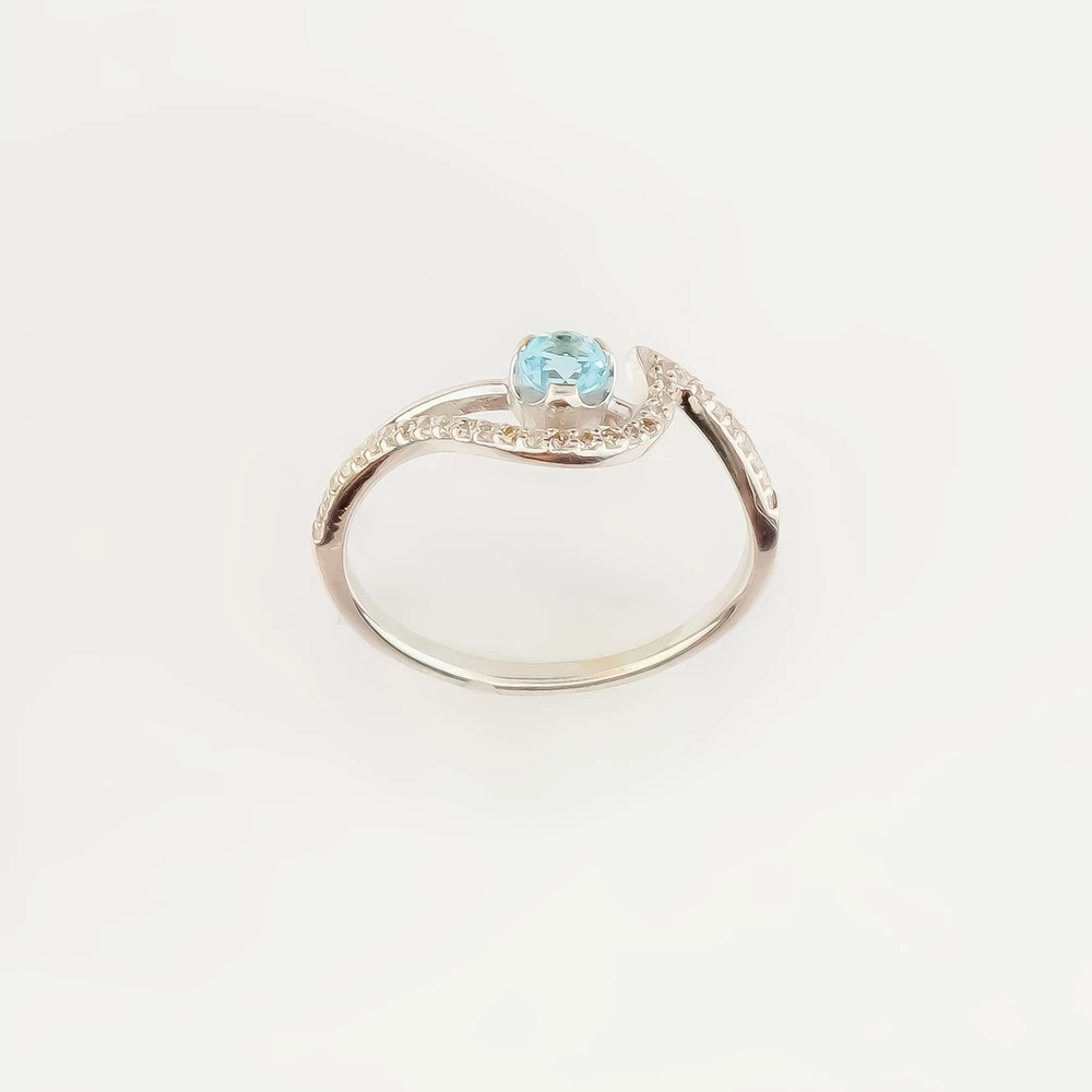 Кольцо с топазом из белого золота 585 пробы