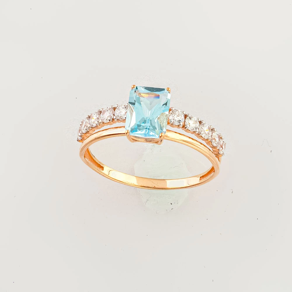 Кольцо с топазом из красного золота 585 пробы