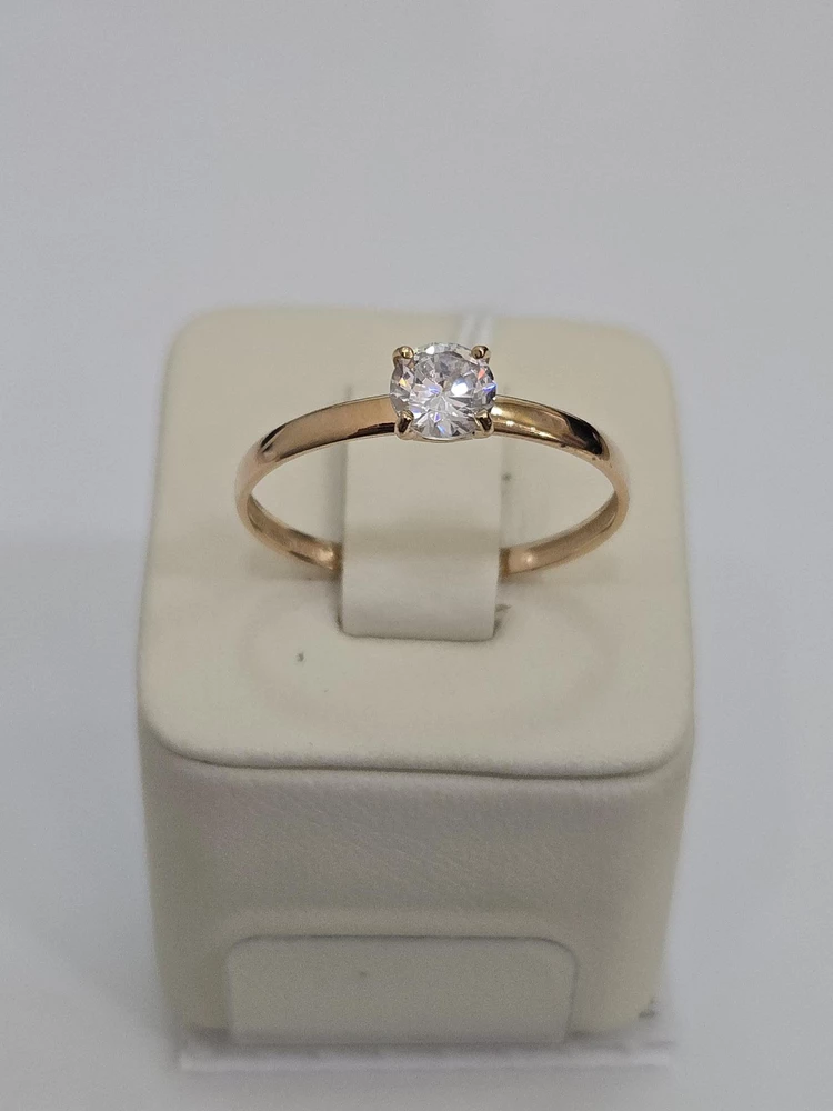 Кольцо с фианитом из красного золота 585 пробы