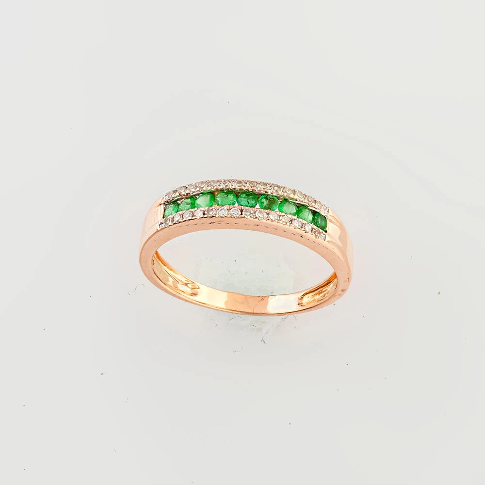 Кольцо с изумрудом из красного золота 585 пробы