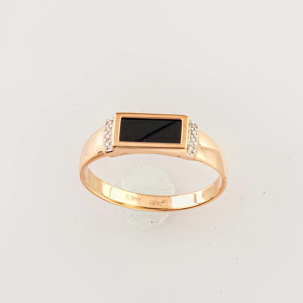 Кольцо с ониксом из красного золота 585 пробы