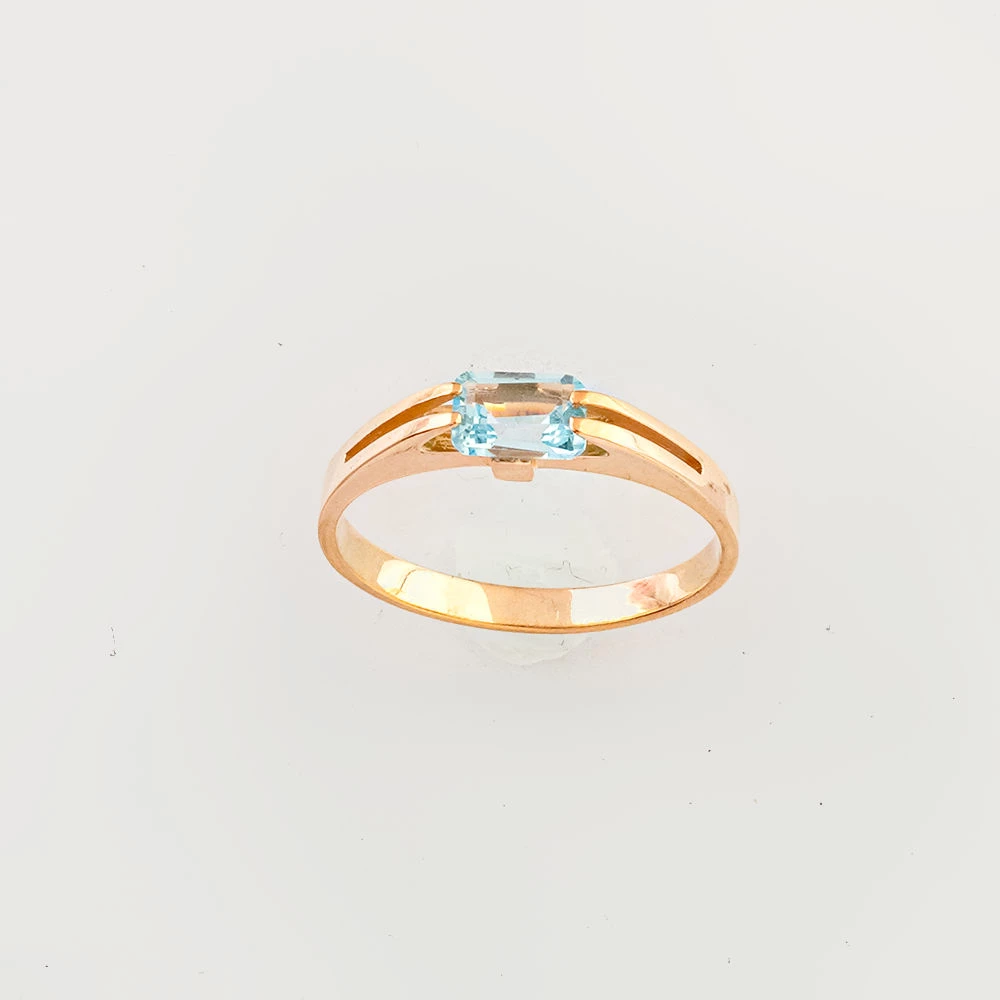 Кольцо с топазом из красного золота 585 пробы