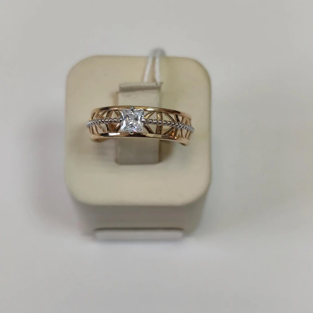 Кольцо с фианитом из красного золота 585 пробы