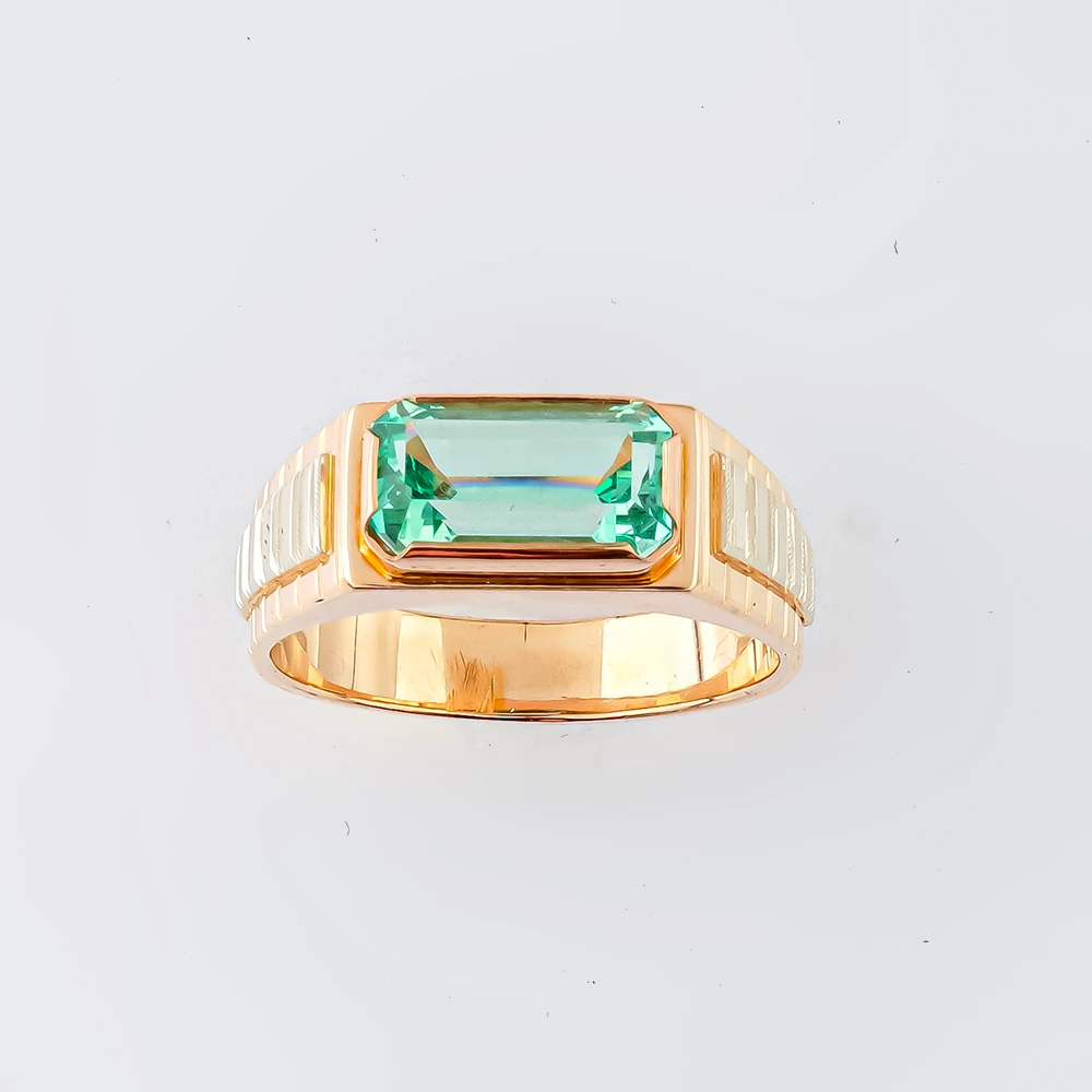 Кольцо с фианитом из красного золота 585 пробы