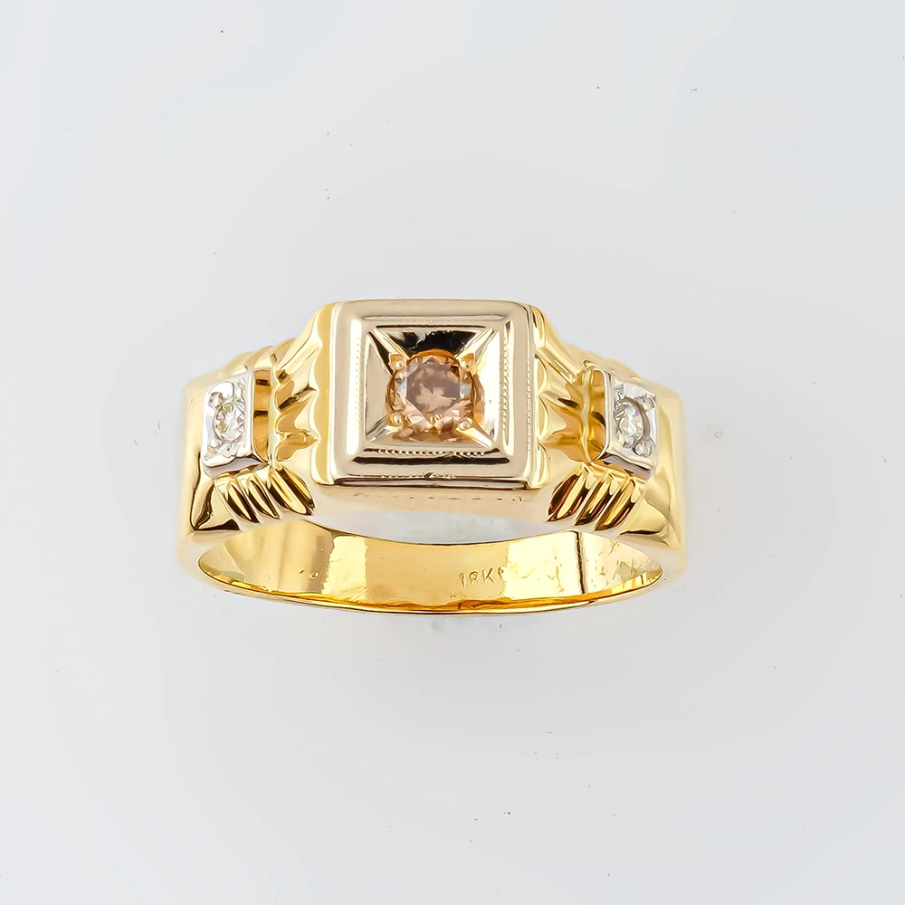 Кольцо с бриллиантом из желтого золота 585 пробы