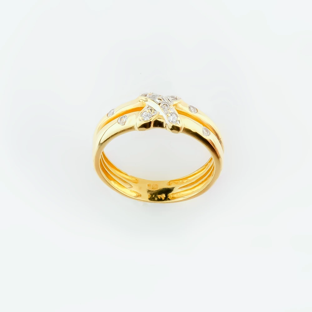 Кольцо с фианитом из желтого золота 585 пробы