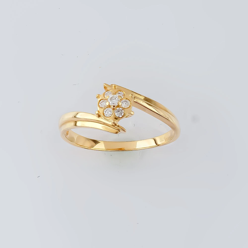 Кольцо с бриллиантом из желтого золота 585 пробы