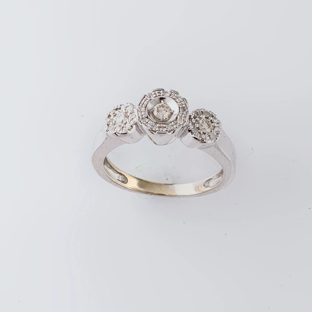 Кольцо с бриллиантом из белого золота 585 пробы Кольцо с бриллиантом из белого золота 585 пробы