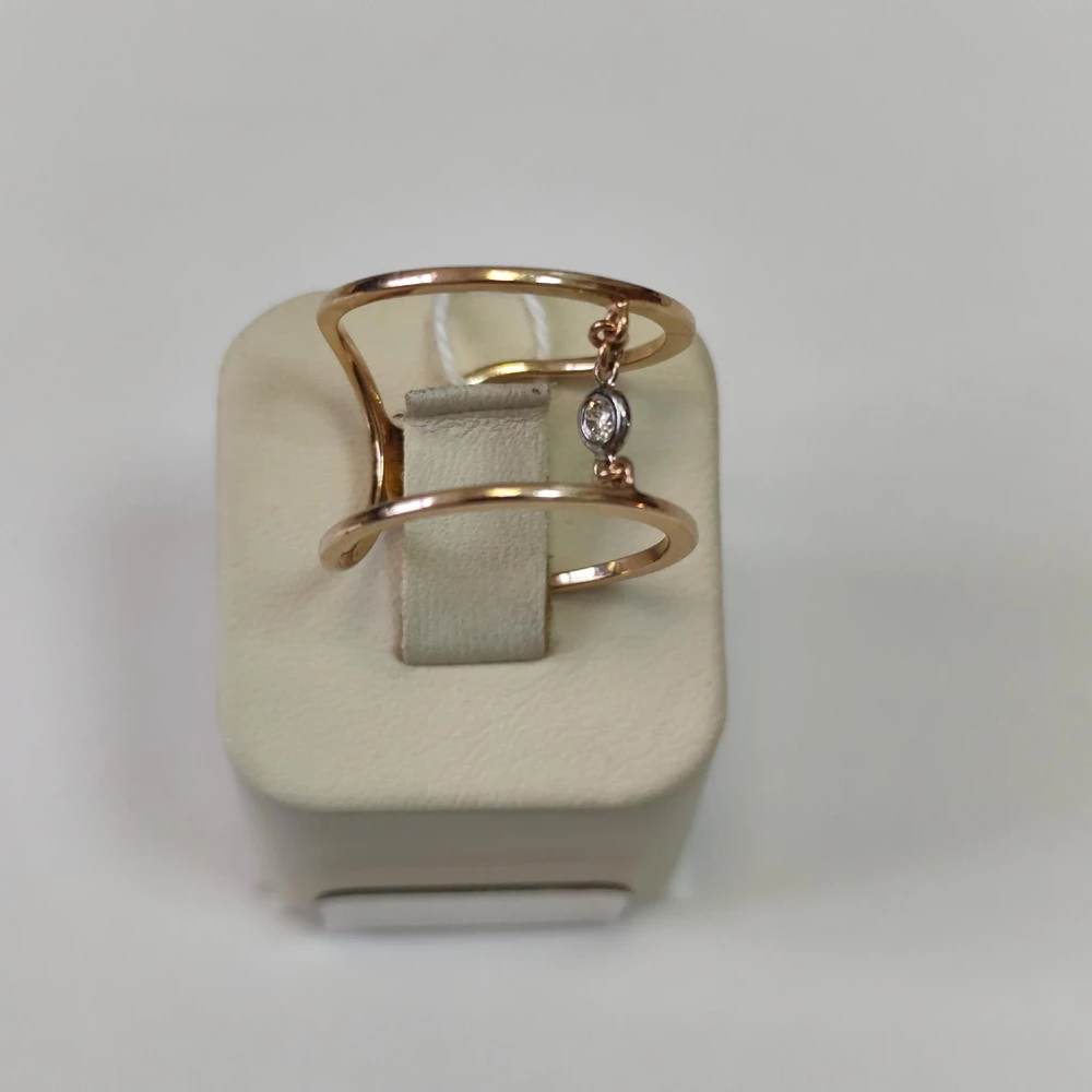 Кольцо с бриллиантом из красного золота 585 пробы