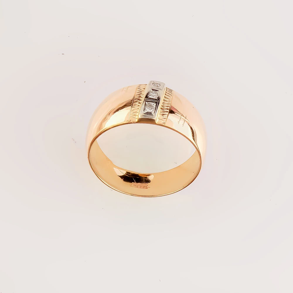 Кольцо с бриллиантом из красного золота 585 пробы