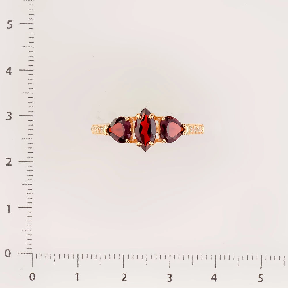 Кольцо с гранатом из красного золота 585 пробы