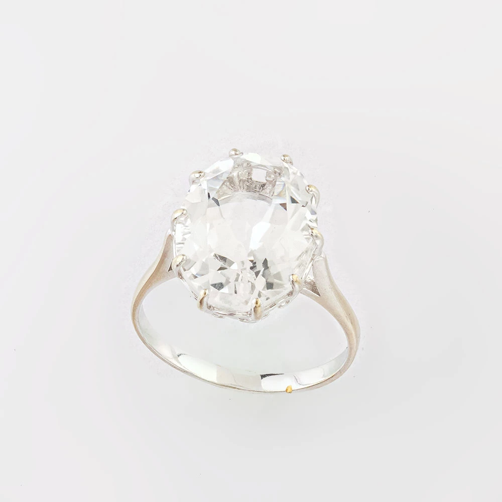 Кольцо с фианитом из белого золота 585 пробы