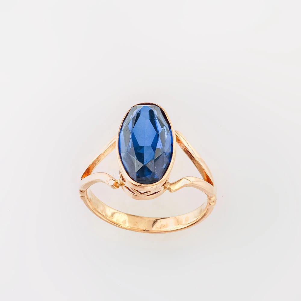 Кольцо с фианитом из красного золота 583 пробы