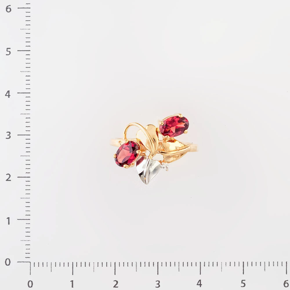 Кольцо с гранатом из красного золота 585 пробы