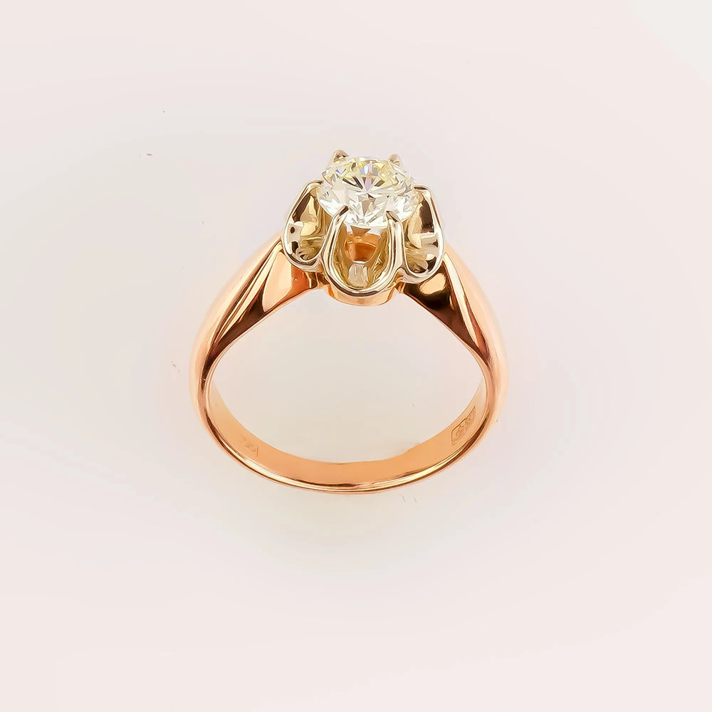 Кольцо с бриллиантом из красного золота 583 пробы