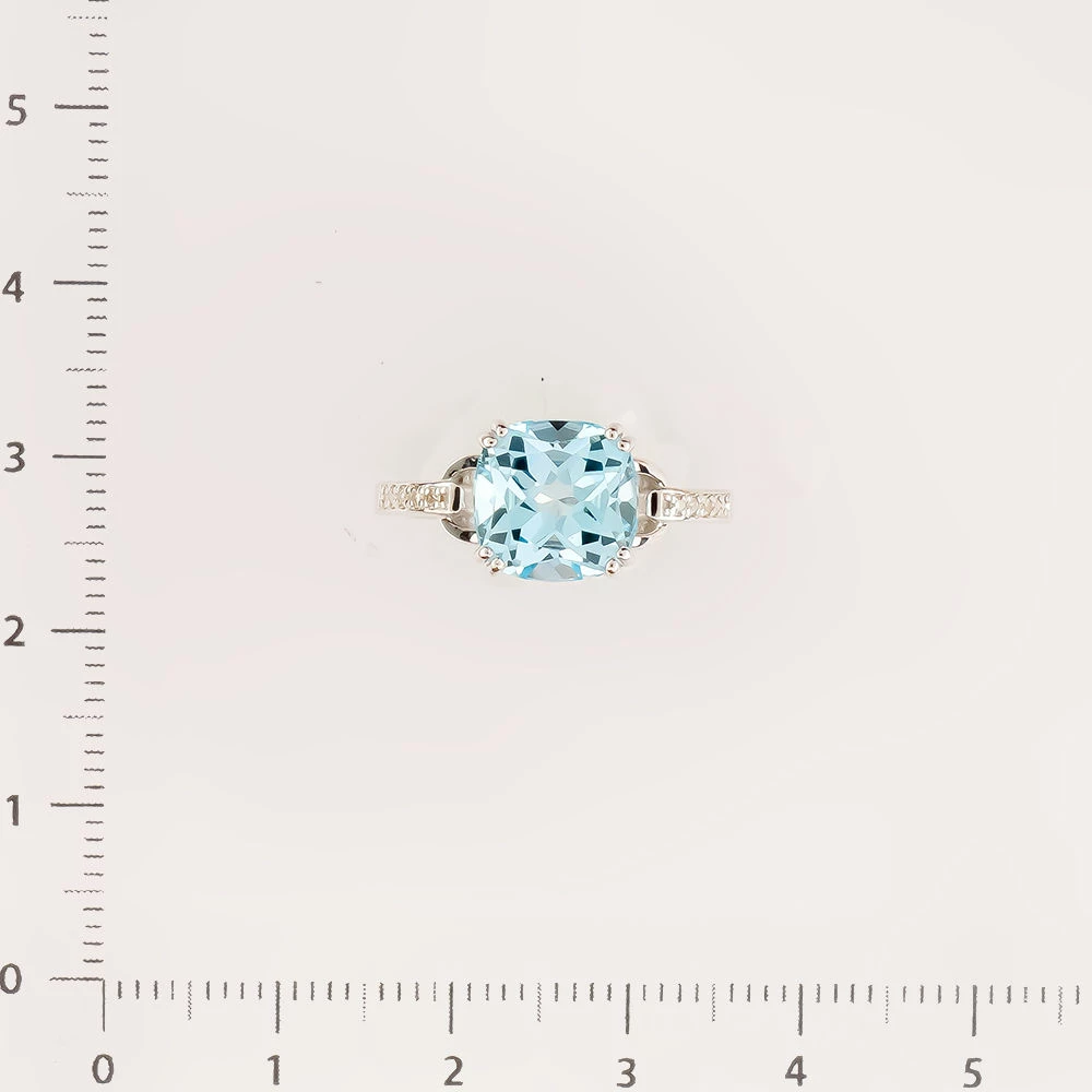 Кольцо с топазом из белого золота 585 пробы