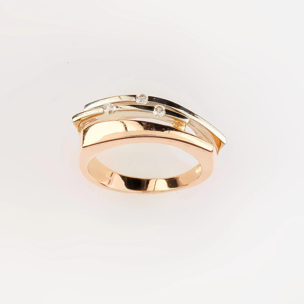 Кольцо с бриллиантом из красного золота 585 пробы