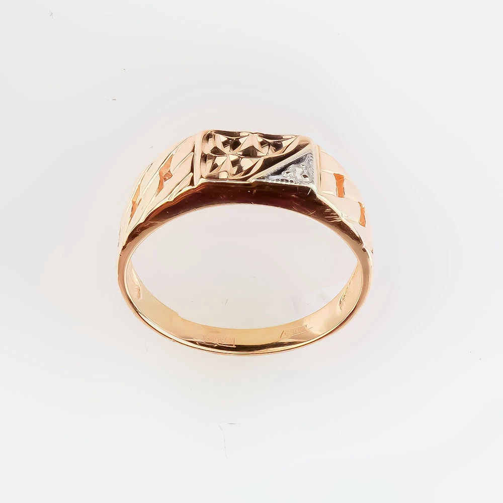 Кольцо с фианитом из красного золота 585 пробы