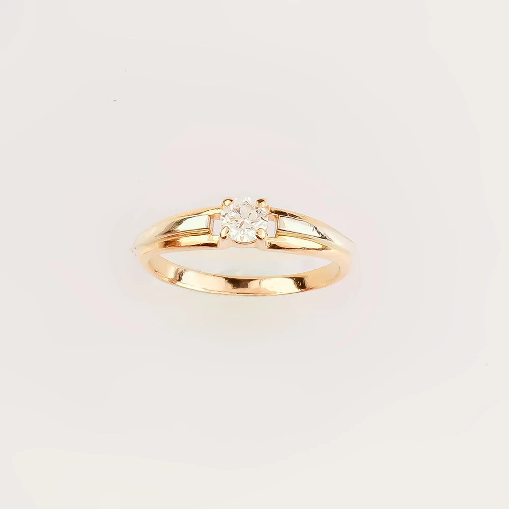 Кольцо с бриллиантом из красного золота 585 пробы