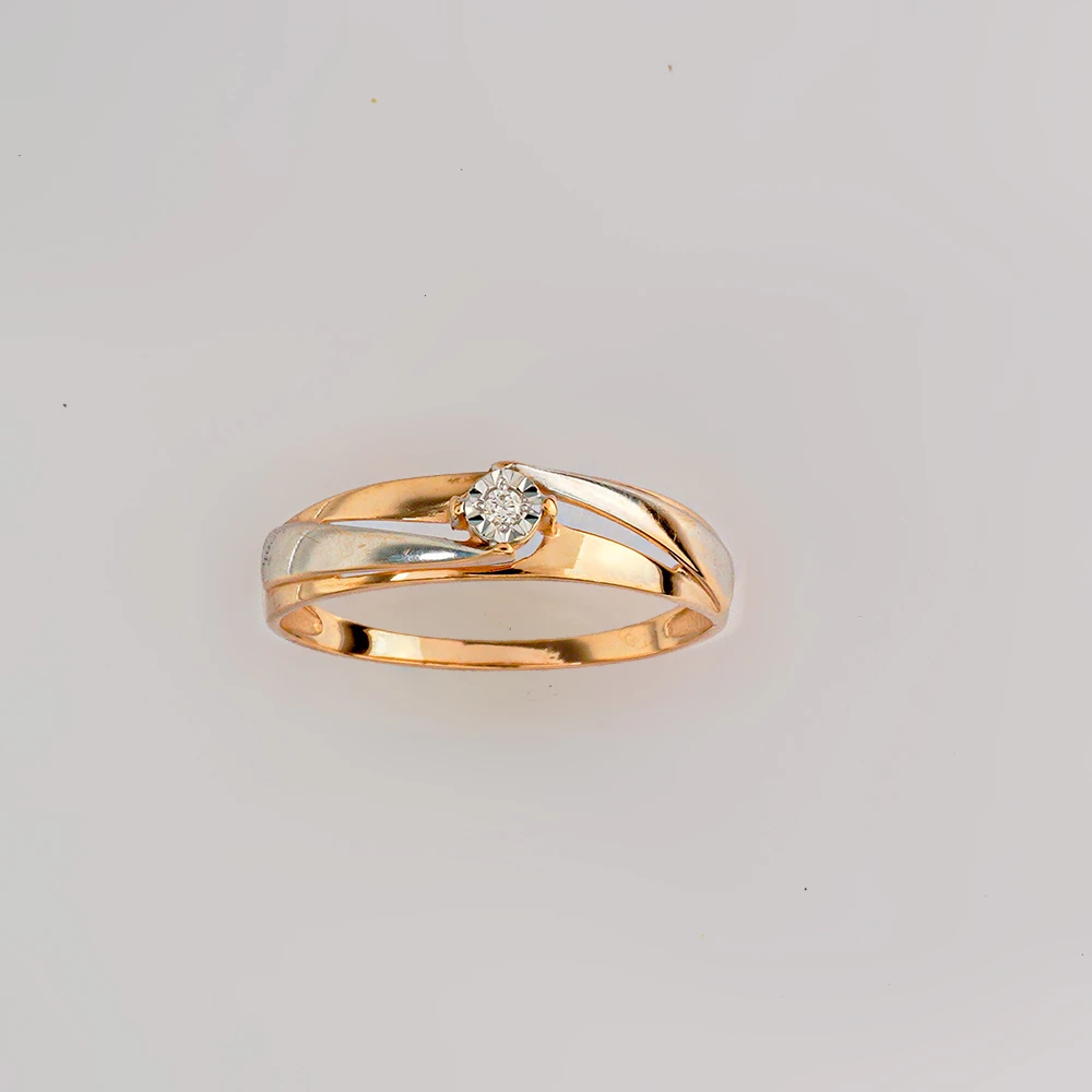 Кольцо с бриллиантом из красного золота 585 пробы